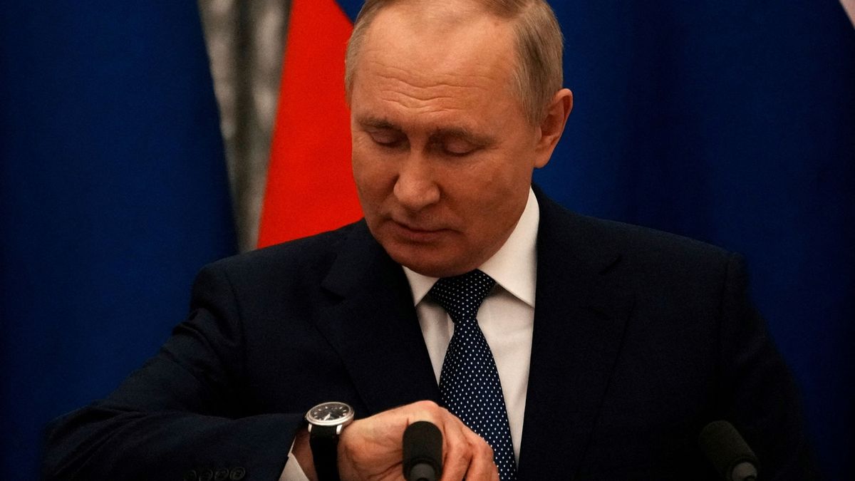 Putin neblafuje. Jeho cíl je úplné rozdrcení Ukrajiny, píše ruský list